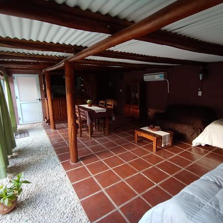 Casa Sol y Sierras a 400 metros del centro Villa Alta Gracia Exterior foto